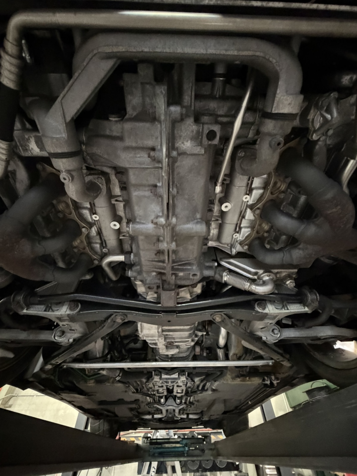 Engine underside and exhaust manifolds — after dry ice cleaning